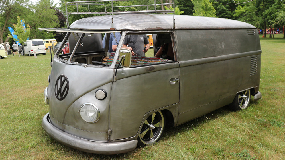 VW Samba Bus with flip out safari windows