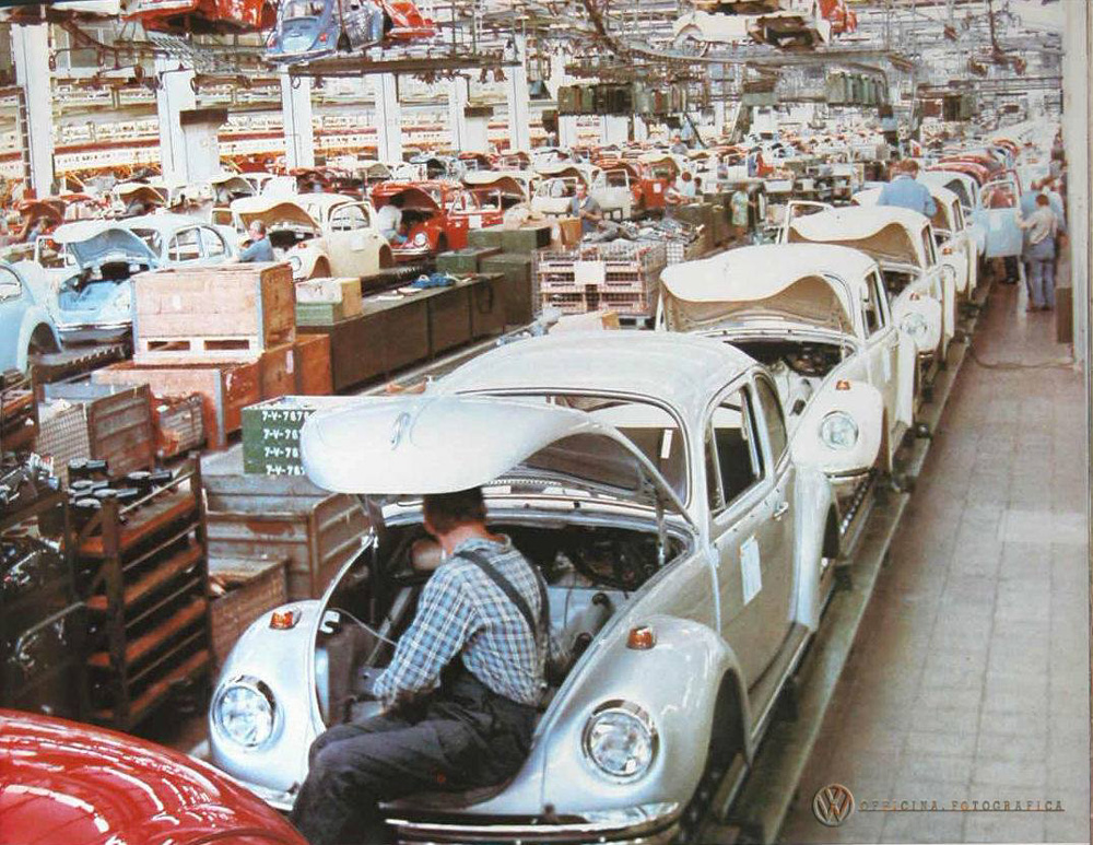 Super Beetle assembly line worker takes a break